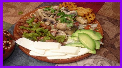 HUEVOS REVUELTOS CON CHAMPIÑONES