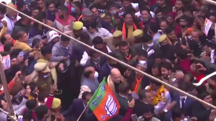 Amit Shah holds door-to-door campaign in Muzaffarnagar