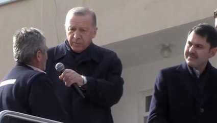 Cumhurbaşkanı'nın Giresun programına damga vuran anlar! Vatandaşın indirim isteğini geri çevirmedi