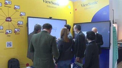 Eğitim sempozyumunda yeni teknoloji trendleri tanıtıldı