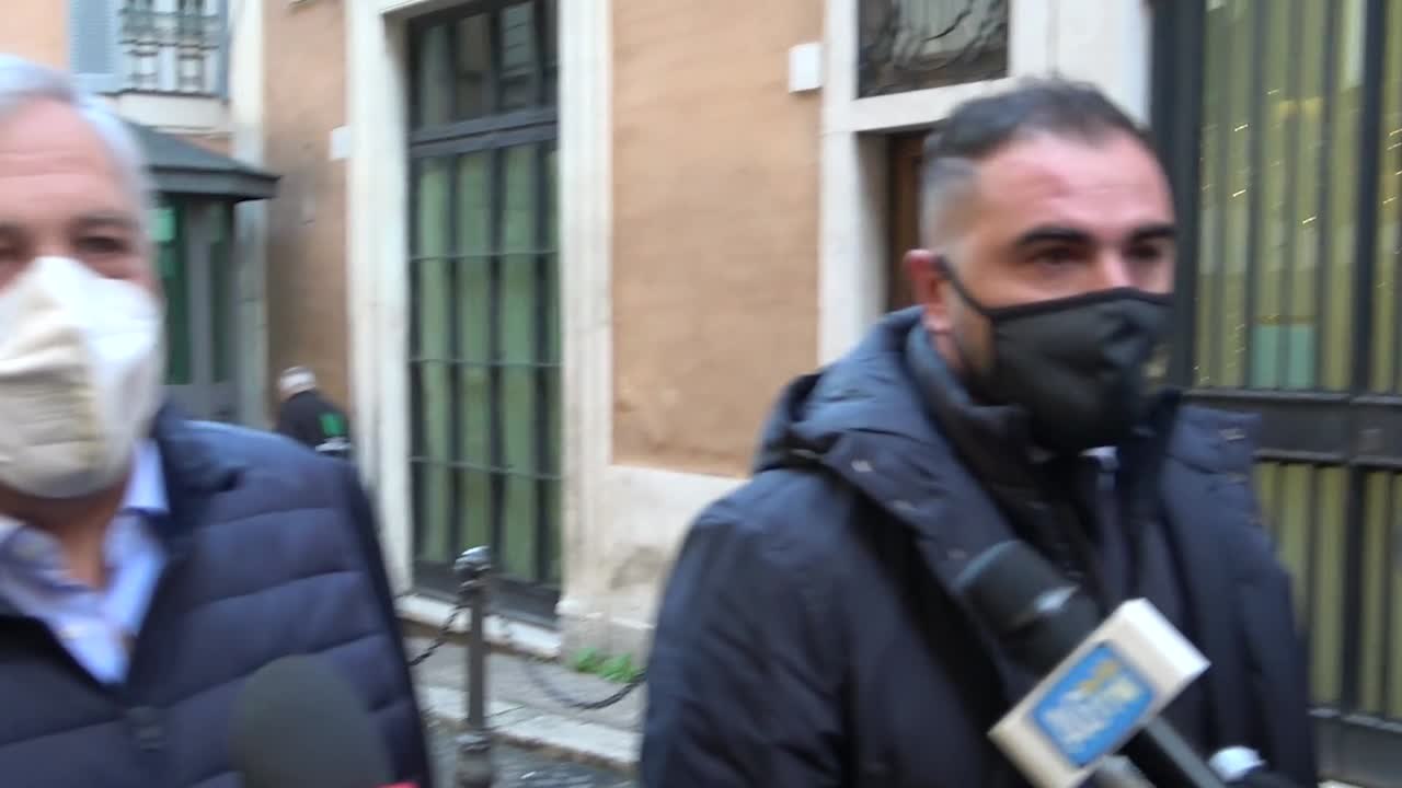 Quirinale, Tajani: "Al vertice da soli, FI per nome politico"