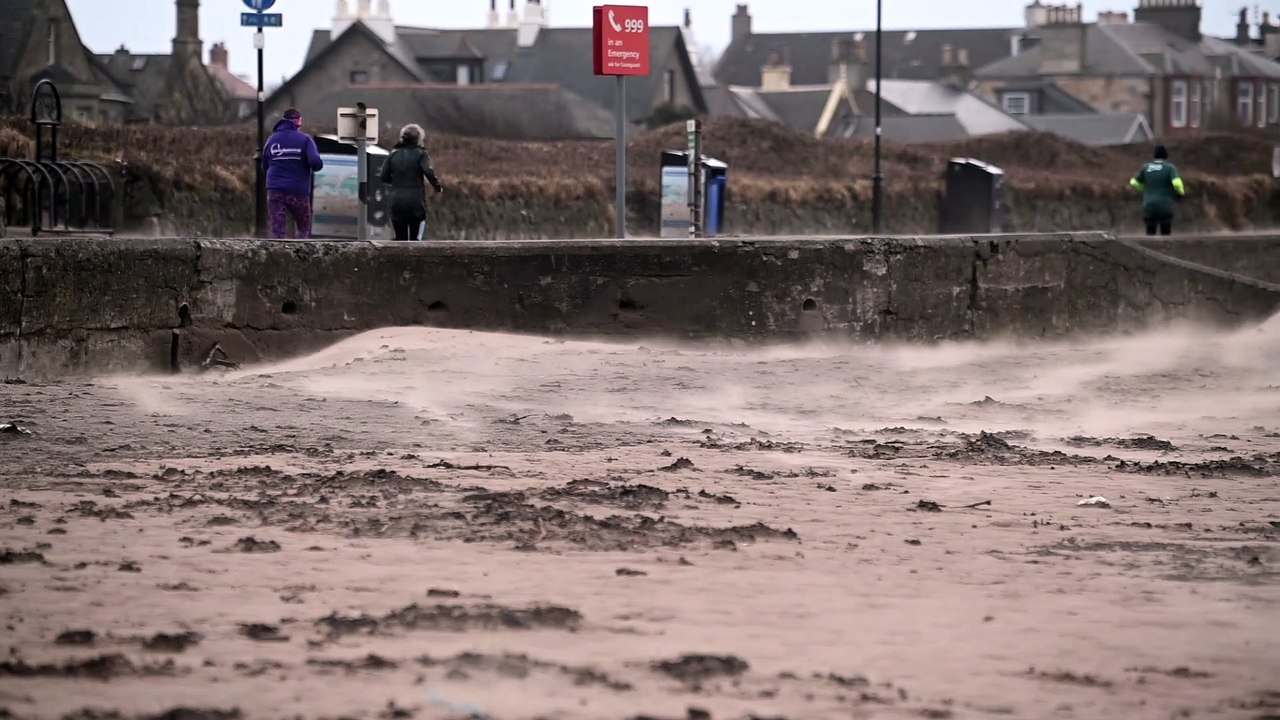 Storm Malik hits Troon.