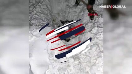 Bir buçuk metre karın içine gömülen eşeğini donmaktan son anda kurtardı