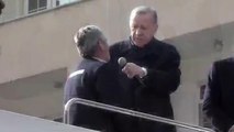 Erdoğan'ın mikrofon uzattığı vatandaş yardım isteyince 'Dombra' şarkısı devreye girdi