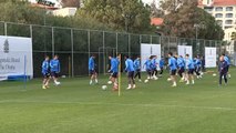 Attila Szalai ve İrfan Can Kahveci, Fenerbahçe'nin kamp kadrosuna dahil oldu