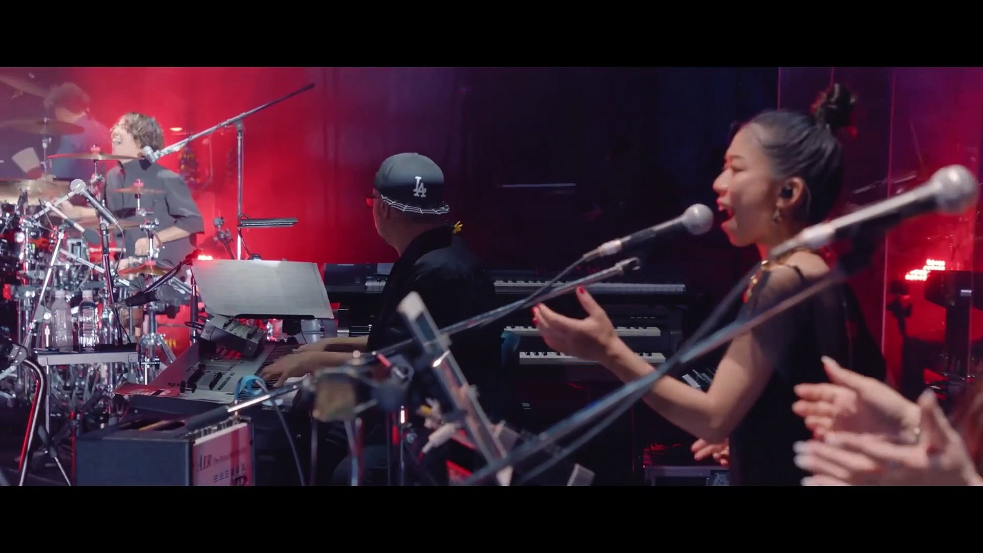 ONE OK ROCK Day to Night Acoustic Sessions - Bombs Away - video