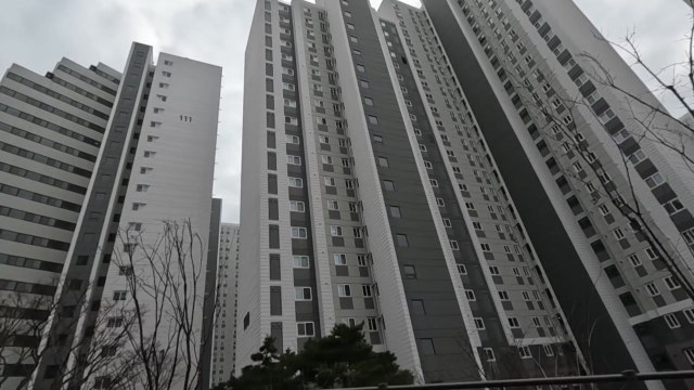 양도세 완화에도 거래량은 '급감'...李·尹 다주택자 유예 / YTN