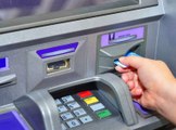 ماكينة الصراف الآلي ATM: متى تم اختراعها؟ ولماذا فشلت في البداية؟