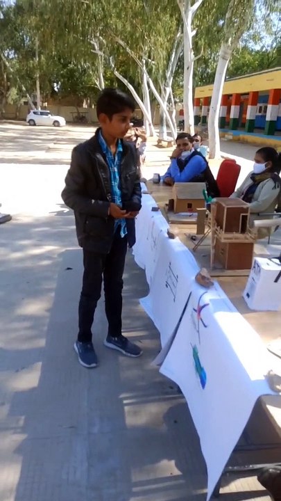 Video: व्यावसायिक शिक्षा के विद्यार्थियों के लि...