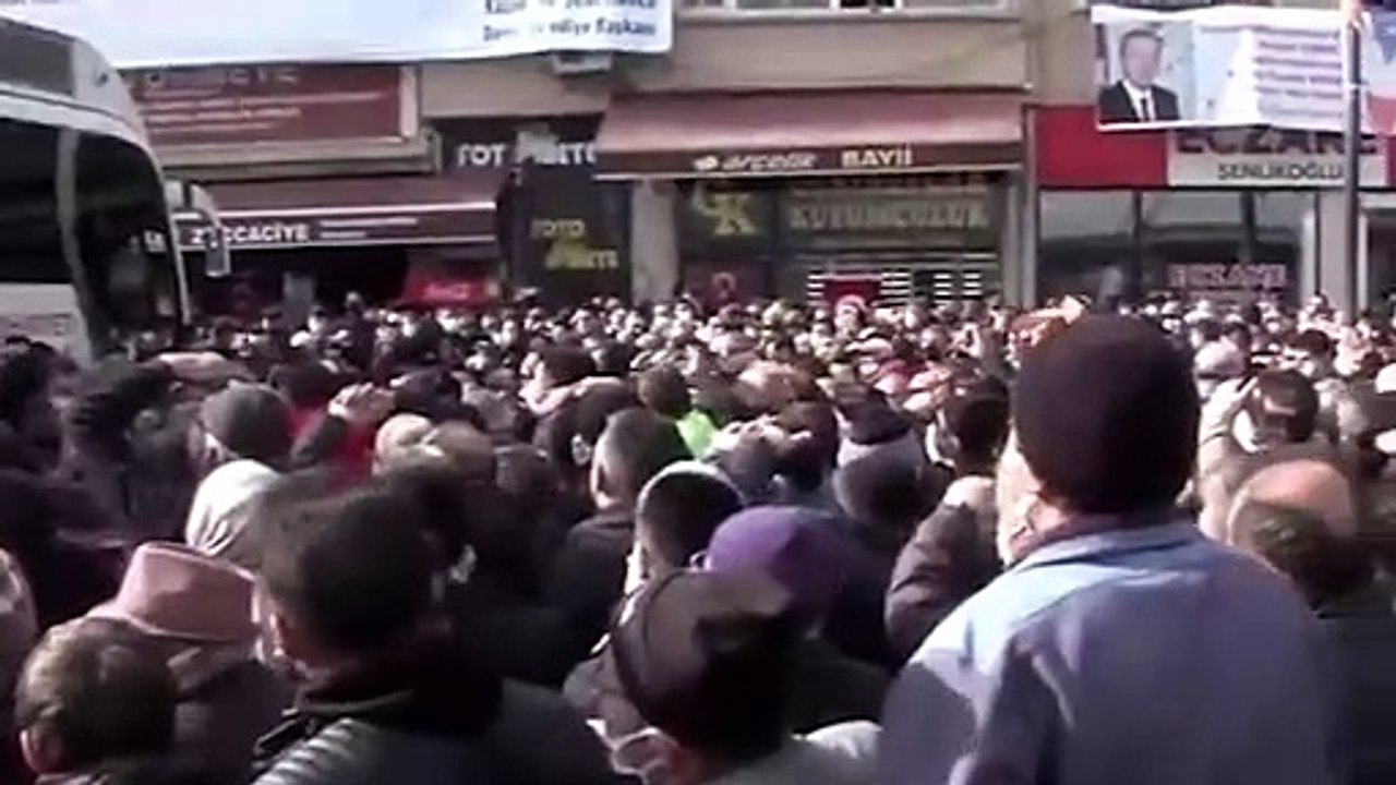 Erdoğan'ın mikrofon uzattığı vatandaş yardım istedi