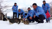 Öğretmenler, kış günlerinde yürekleri ısıttı