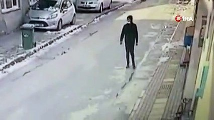 Bursa'da bisiklet hırsızı saniye saniye kamerada