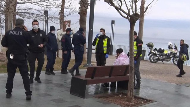 Polisin denize girip kurtardığı alkollü şahısla imtihanı