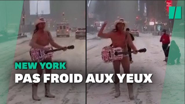 La tempête de neige à New-York n'a pas rhabillé le naked cowboy
