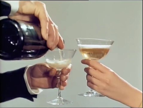 The Avengers Saison 0 - Opening - VF - Diana Rigg (EN)