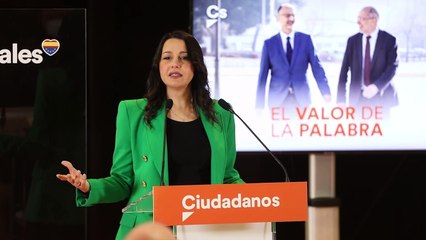 Los movimientos del PSOE y PP marcan el debate político