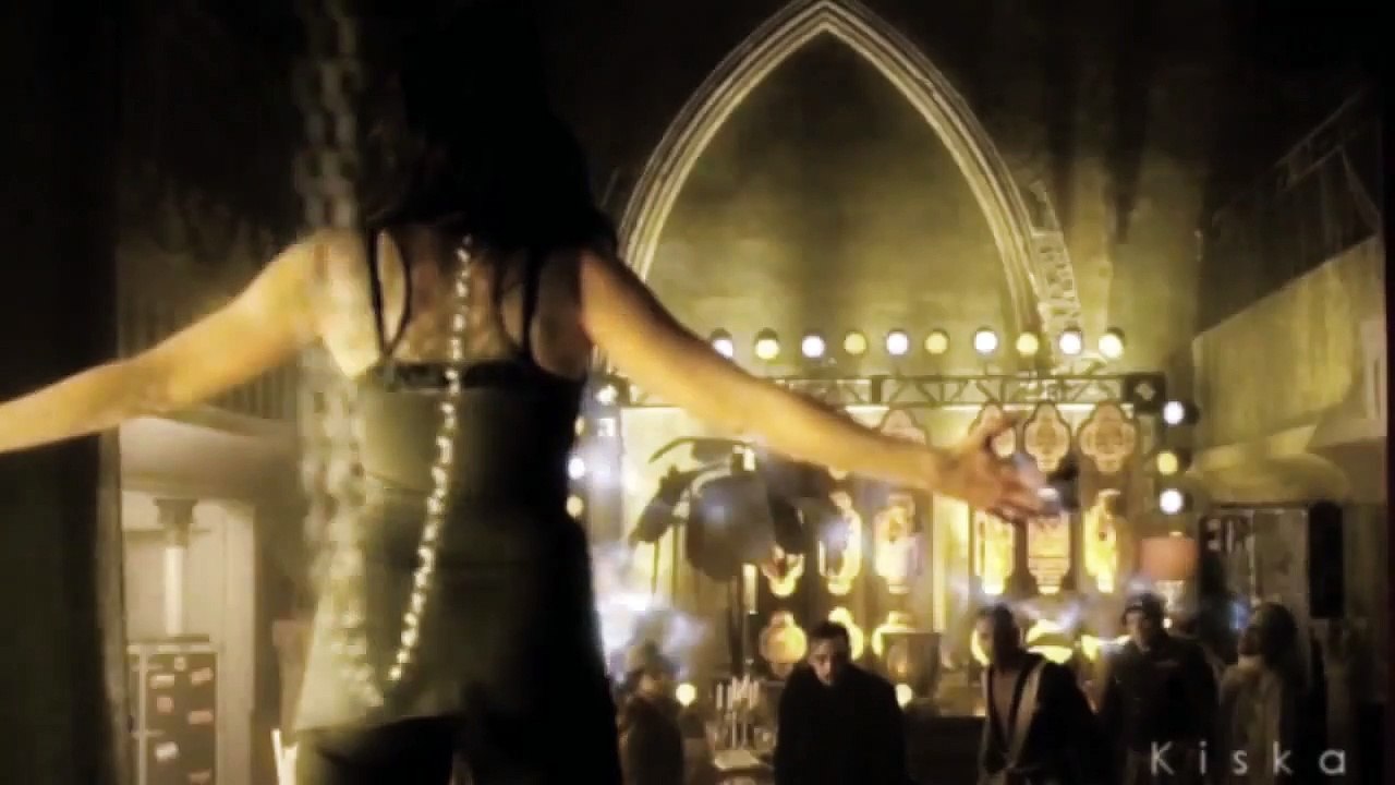 Lost Girl Saison 0 - Bo and Lauren (EN)