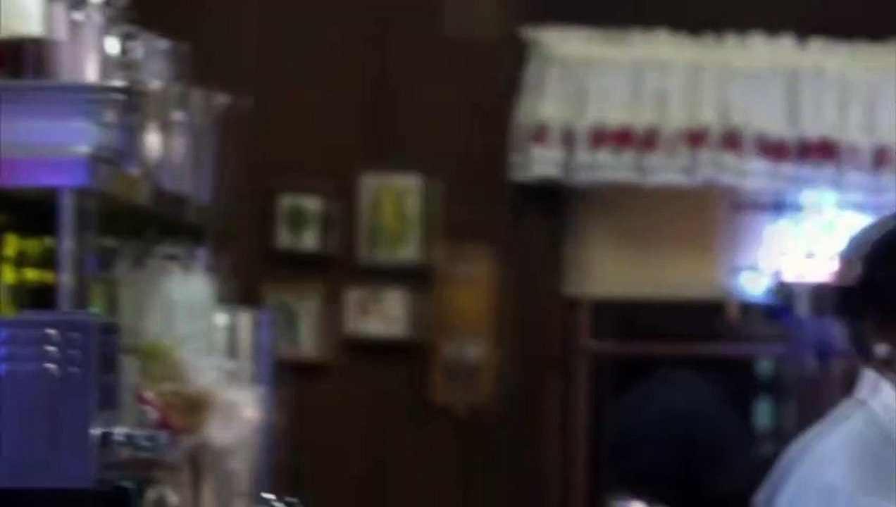 Pretty Little Liars Saison 3 - Trailer 3x24 "A Dangerous Game" Spencer meets Toby in the diner (EN)