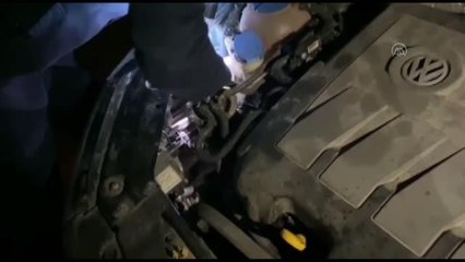 Otomobilde uyuşturucu ele geçirildi, 3 şüpheli gözaltına alındı