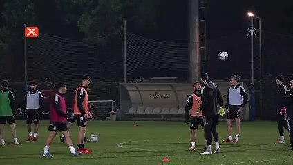 Beşiktaş, çift kale taktik maçı yaptı