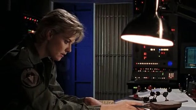 [3x11] - Stargate SG1 - Le Passe oublie VF