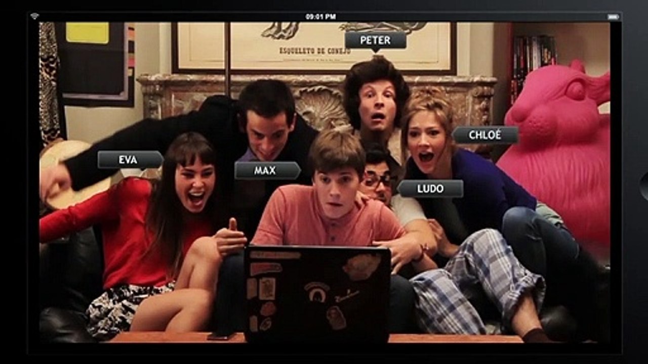 Typique Saison 1 - 14h. Eva expose à son école... Qui est chaud ? (EN)