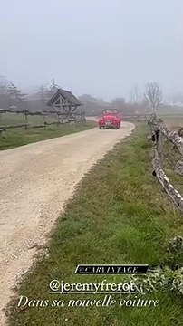 Laure Manaudou et Jérémy Frérot en week-end en amoureux aux Châteaux dans les arbres. Janvier 2022.