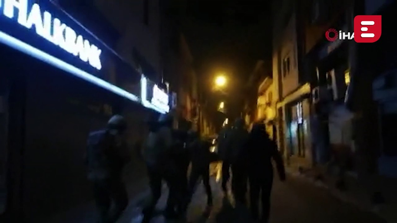Eskişehir’de silah satıcılarına özel harekat operasyonu