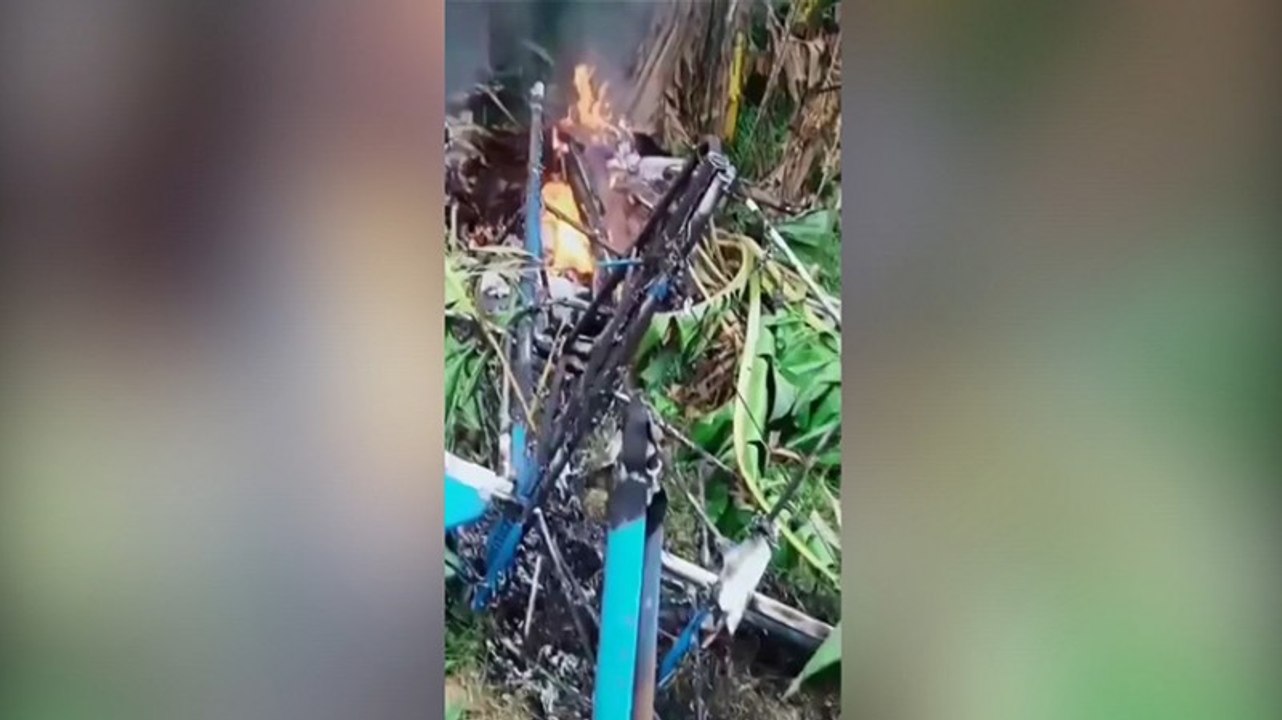 Pesawat Sky Ranger FASI Jatuh di Perkemahan Cib...