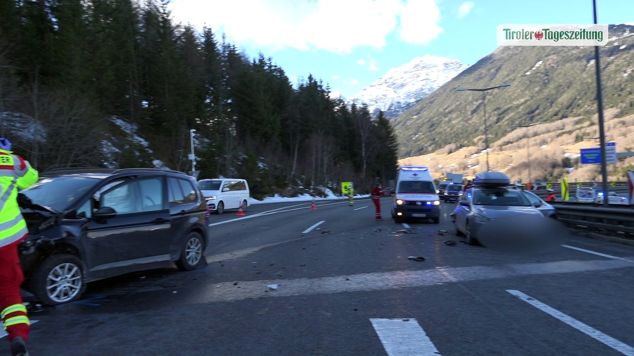 Unfall vor Mautstelle Schönberg