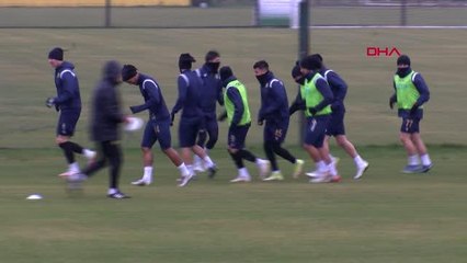 SPOR Yeni Malatyaspor'da yağmur altında neşeli antrenman