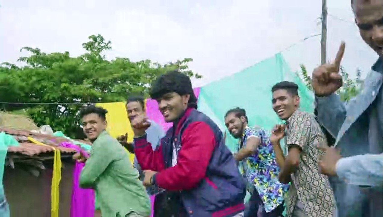 हाई मोबाईल वाली साली : Hai mobile vali sali Super hit ahirani khandeshi song #Vinod_kumavat