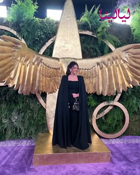 دنيا وايمي سمير غانم بصيحة الكاب في حفل Joy Awards