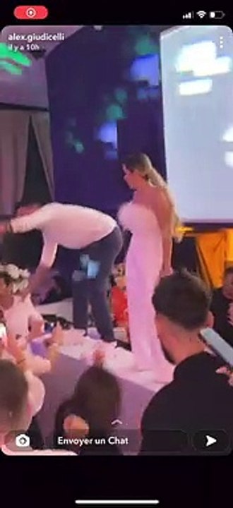 Carla Moreau et Kevin Guedj célèbrent leur mariage grandiose à Courchevel, avec leurs proches en janvier 2022.