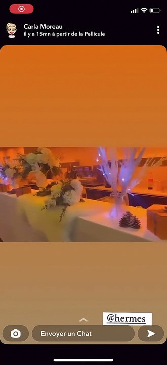 Au mariage de Carla Moreau et Kevin Guedj (Marseillais) à Courchevel, les invités repartent avec un joli cadeau signé Hermès.