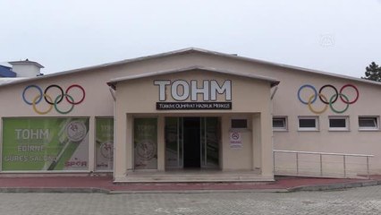 Kampa giren yabancı güreşçiler, Türk sporcularla form tutuyor