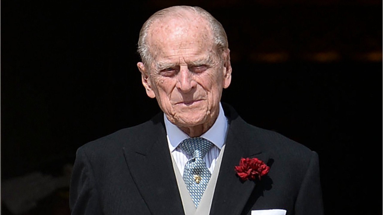 GALA VIDÉO - Prince Philip : cette organisation caritative qu’il a fondée aurait été infiltrée par des espions chinois !