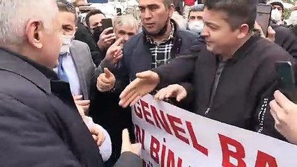 Kuşköy'e giden Binali Yıldırım'ın ıslıkla zor imtihanı