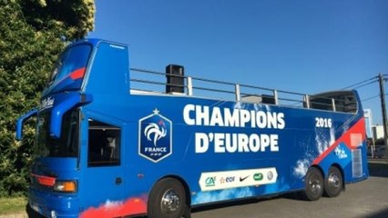 Le bus que la France avait prévu pour célébrer la victoire est maudit !