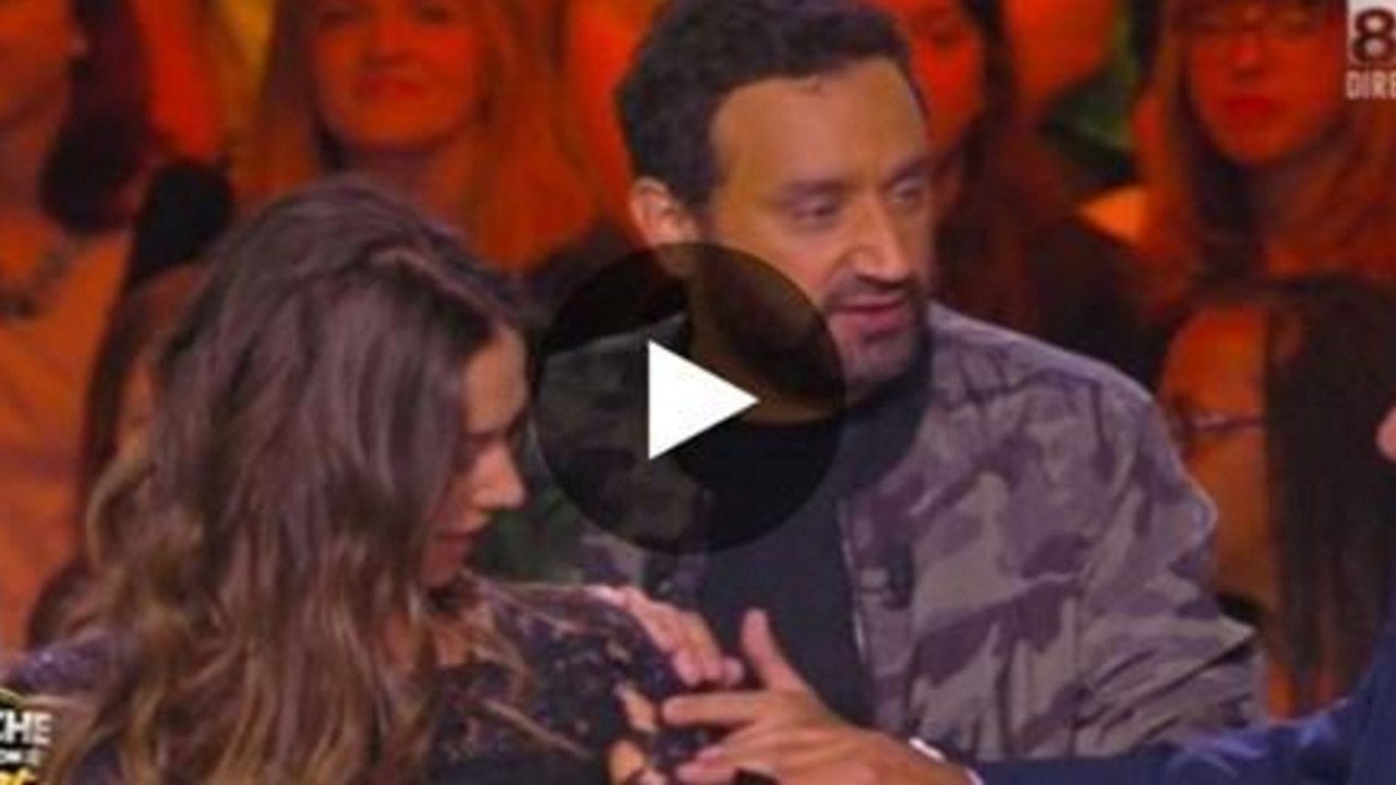 Clio Pajczer déchire sa robe en direct dans Touche pas à mon sport