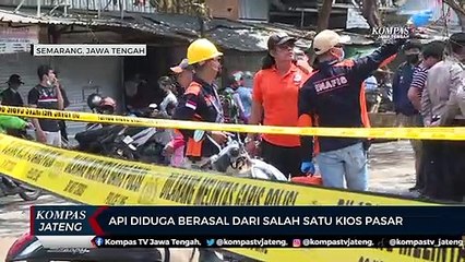 Api Diduga Berasal Dari Salah Satu Kios Pasar