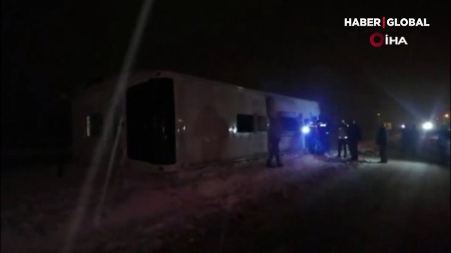 Tokat'ta feci kaza! Yolcu otobüs devrildi: 13 yaralı