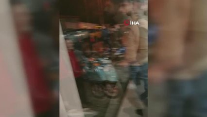 Çocuklarının gözleri önünde eski eşi ve ailesini bıçakladı