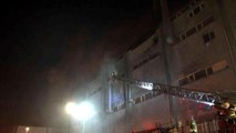 Son dakika haber | Esenyurt'ta tekstil atölyesinde korkutan yangın