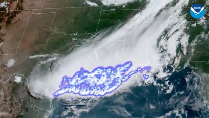 World record for longest lightning flash confirmed in the US