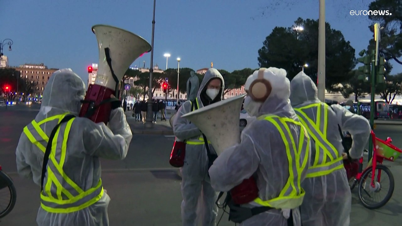 Rom geht mit Lautersprecheraufnahmen gegen Stare vor