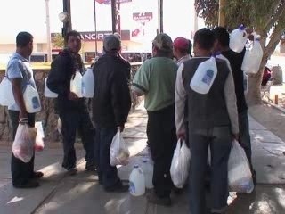 Children face dangers as they try to cross desert into U.S.