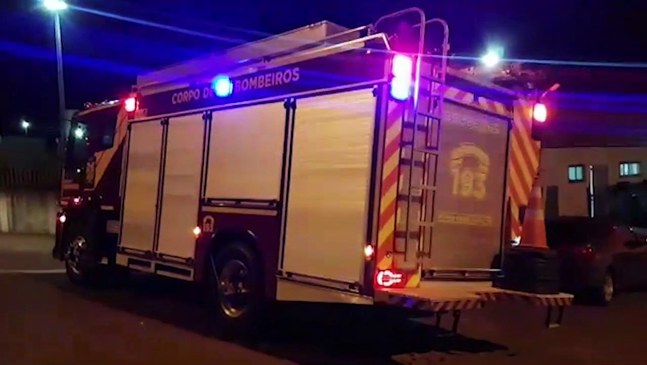 Bombeiros são mobilizados após curto-circuito em máquina de lavar roupas na UPA Veneza
