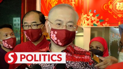 Video herunterladen: Seat allocation for Johor polls to be decided after CNY, says Wee