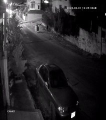 احتراق مركبة بزجاجة مولوتوف في عمان